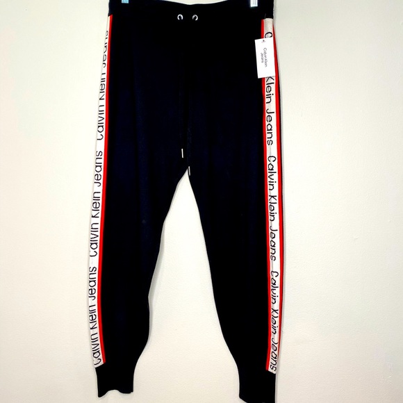 Calvin Klein Knit Loungers - Picture 3 of 10